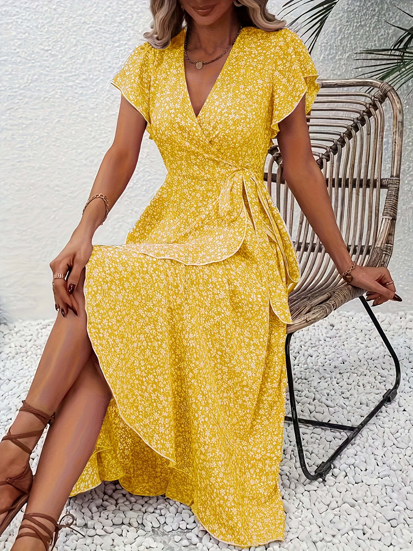 גיטי | שמלת מידי פרחונית