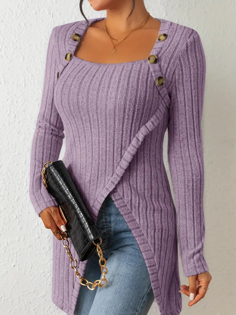 ג'וליה - טופ אסימטרי עם כפתורים ומבנה ריבוד