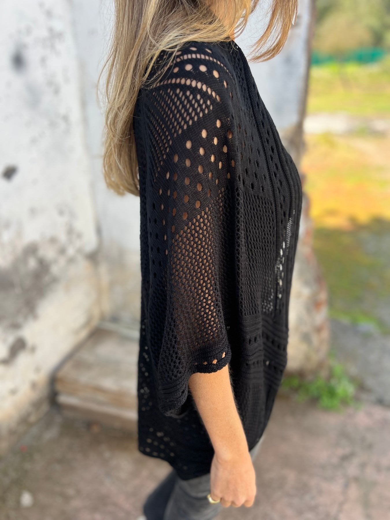 אסנת | סוודר קליל עם טוויסט מיוחד