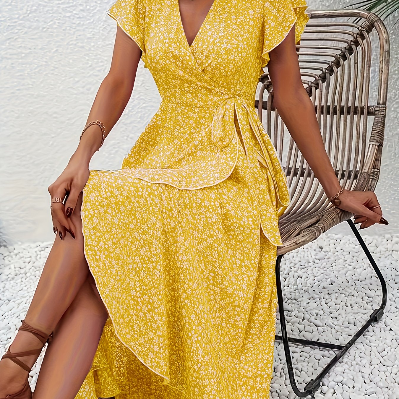 גיטי | שמלת מידי פרחונית