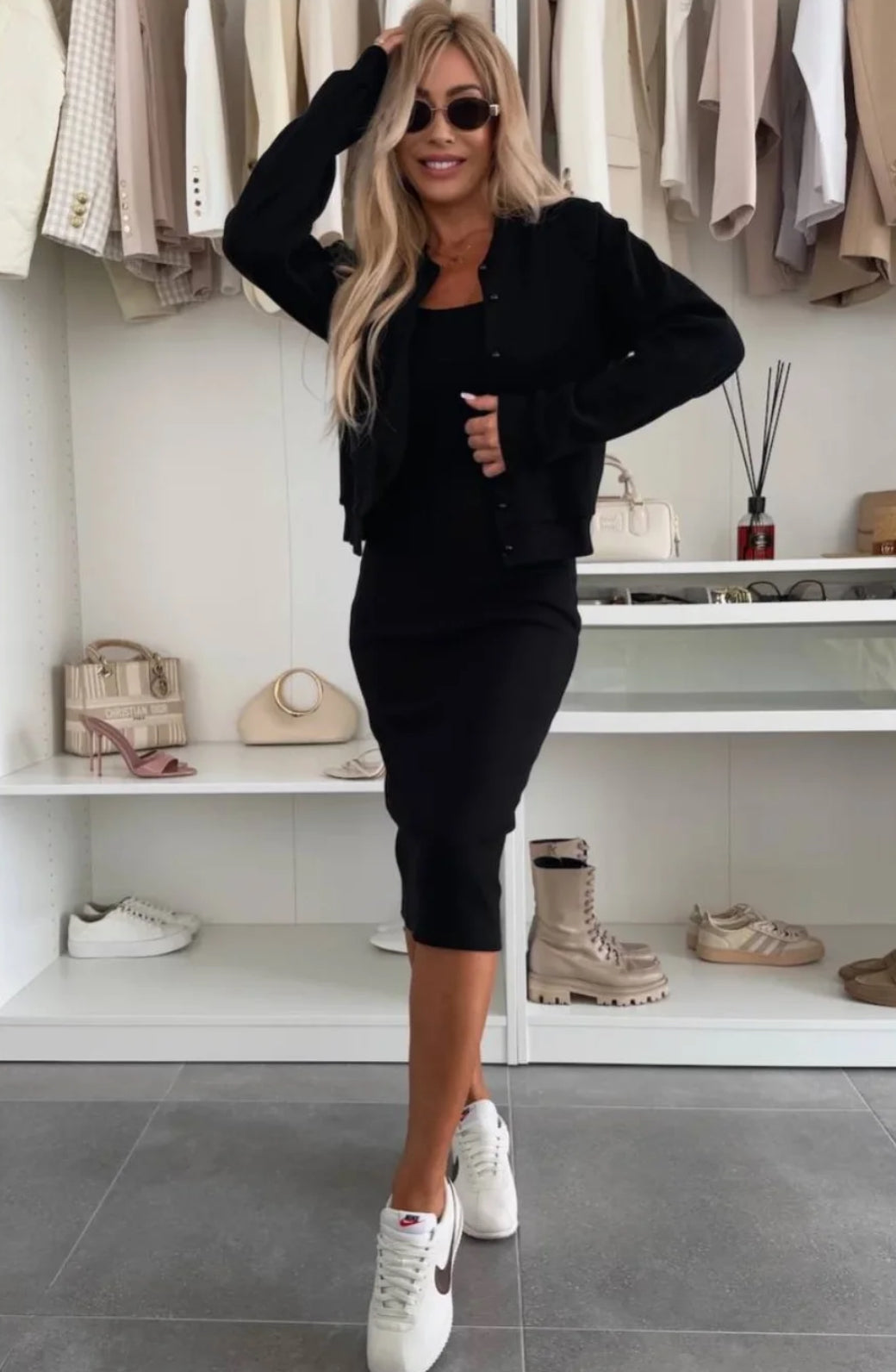 קרין | שמלת מידי ריפסטיק וסט ג'קט בומבר