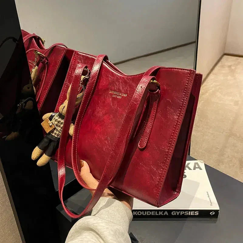 לינה | תיק טבעוני אופנתי עם קמע ארנב מתנה