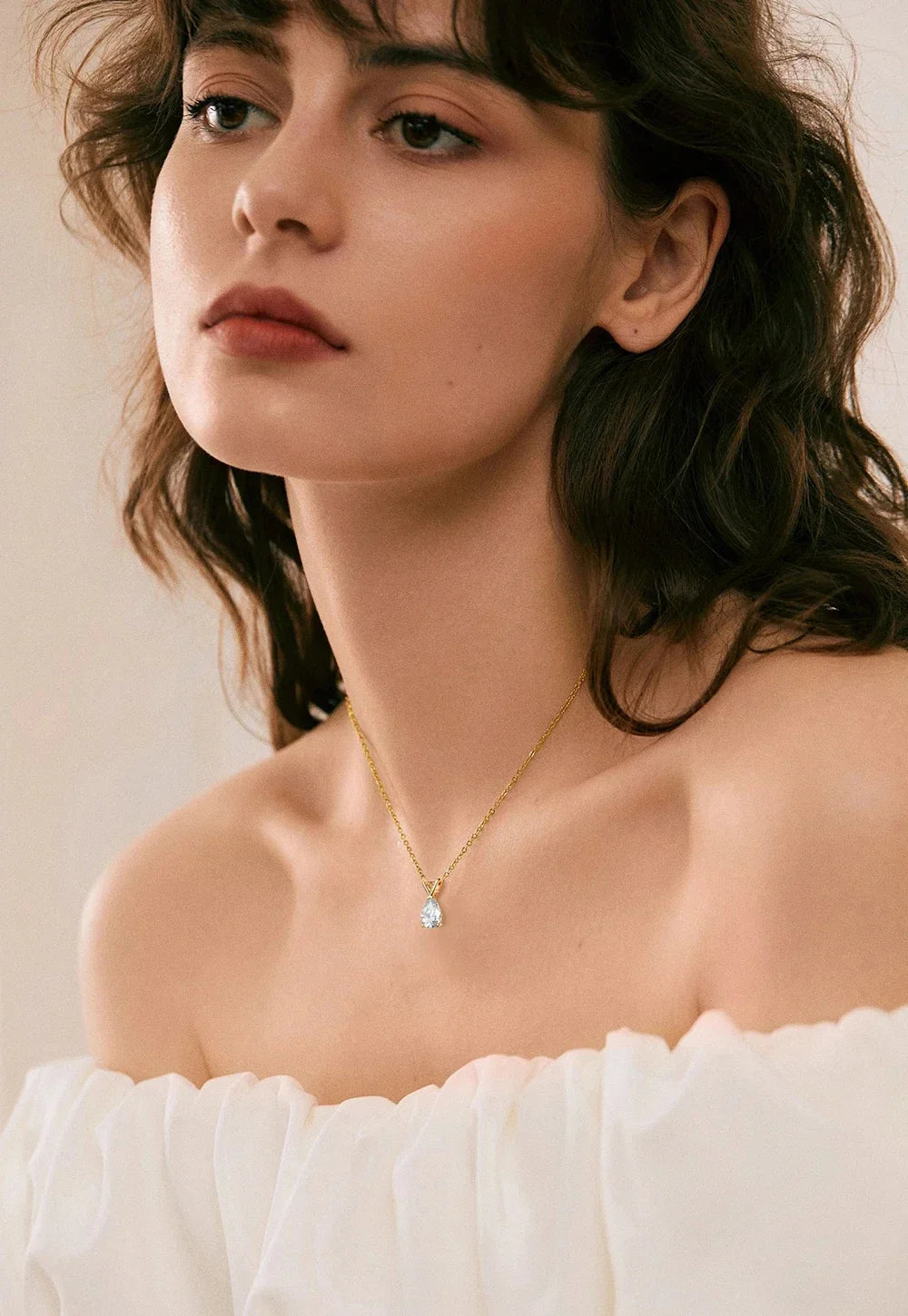 נועה | שרשרת מוסונייט בצורת אגס