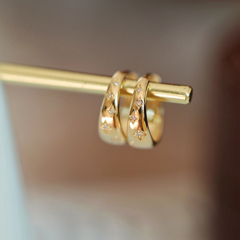 כיסוי בצבעי זהב ולוקסוס