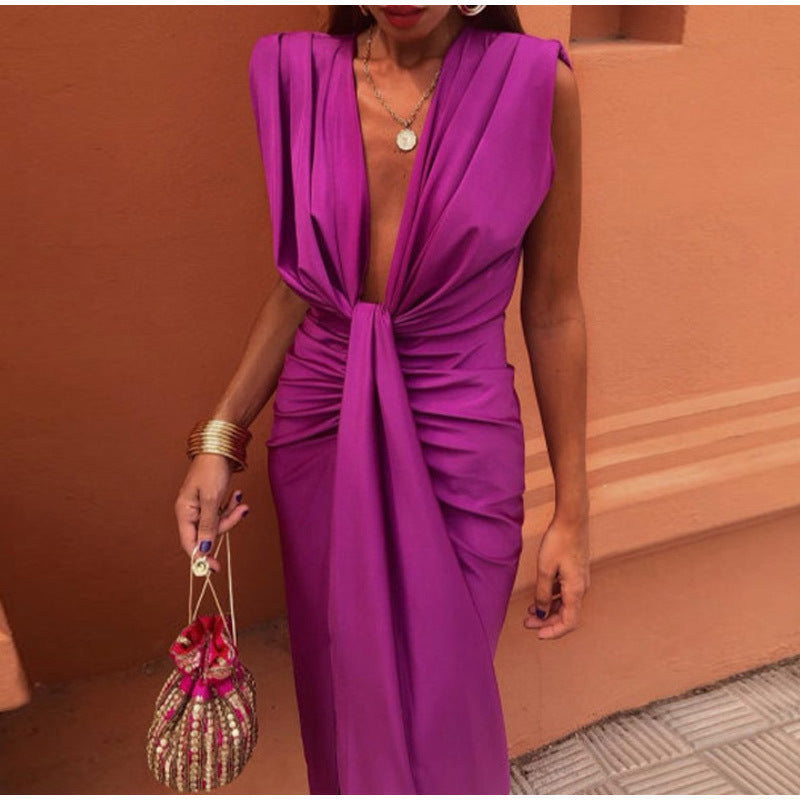 לונה | שמלת ערב עם מחשוף עמוק