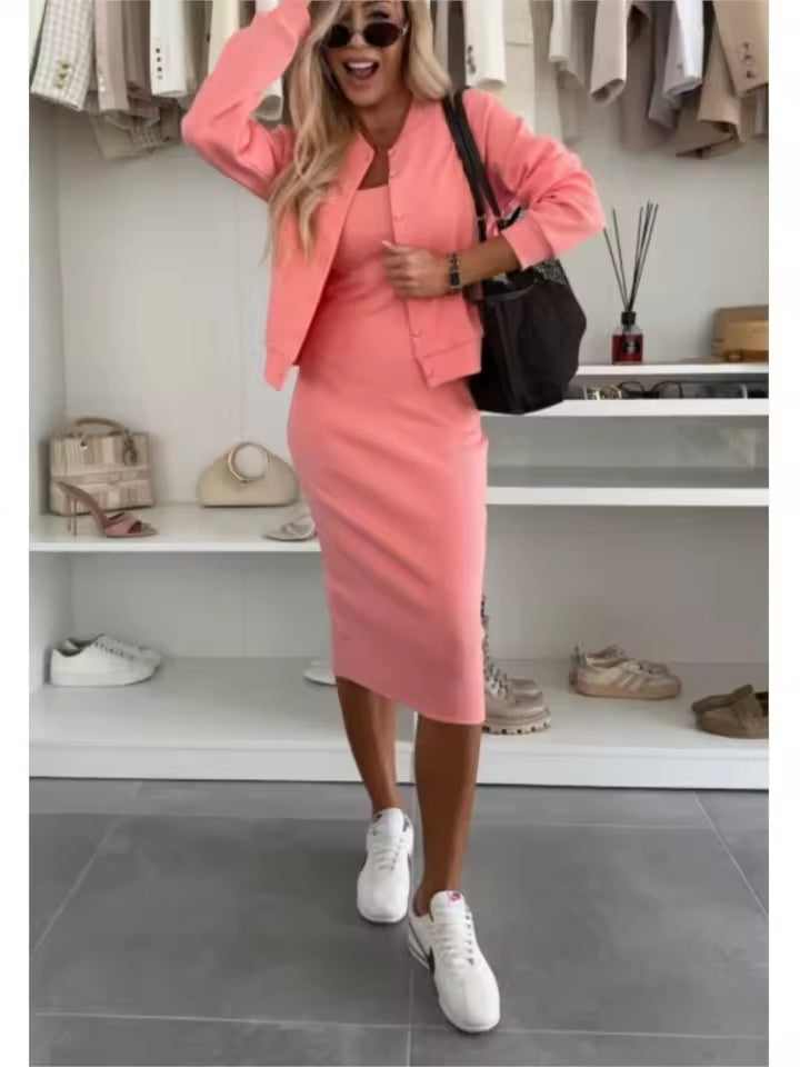 קרין | שמלת מידי ריפסטיק וסט ג'קט בומבר