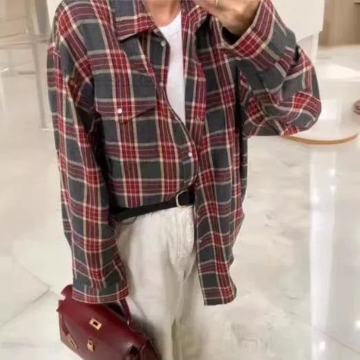 עלמה | חולצת פלאיד וינטג' עם כיסים וצווארון מפונפן