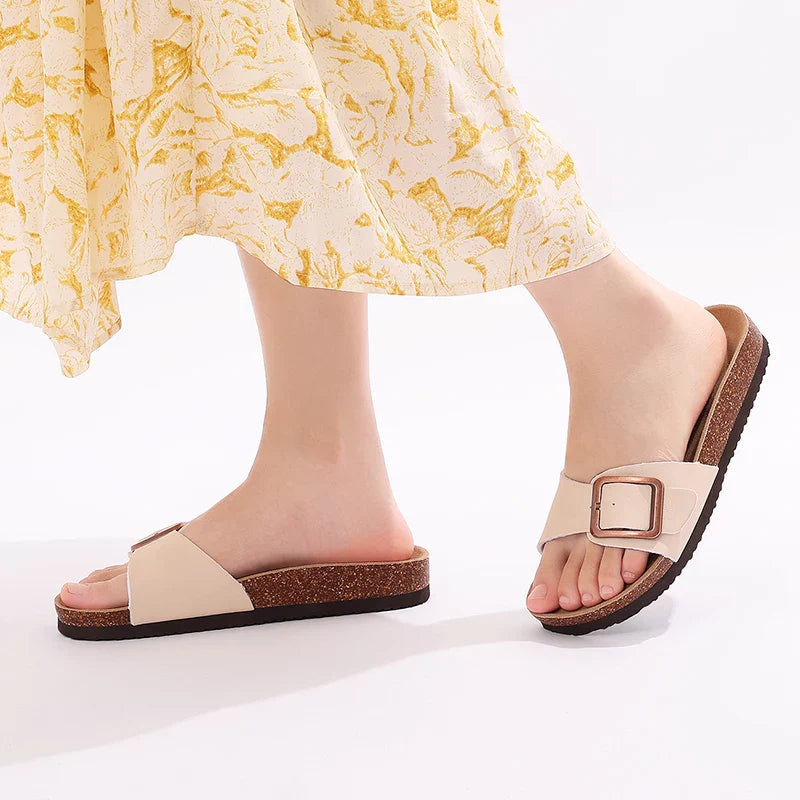 רותם | סנדלי קורק עם אבזם