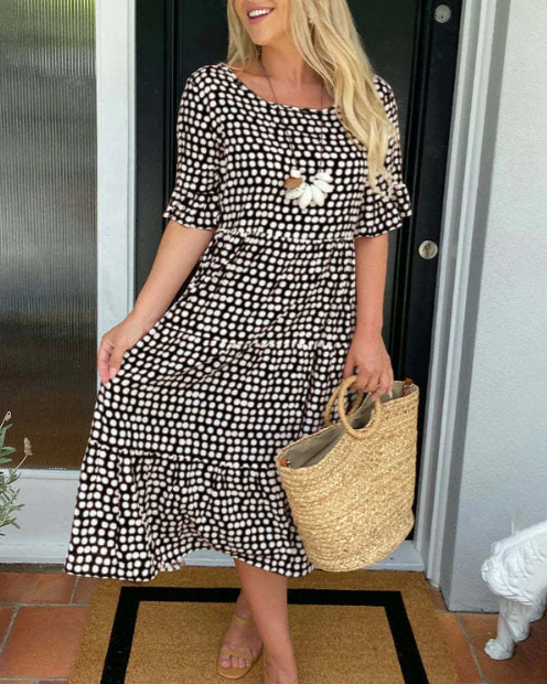 זורה | שמלת מידי קצרה עם שרוולים קצרים