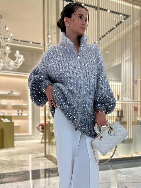 אנג'לינה | סוודר יוקרתי עם פרטי נצנצים אלגנטיים