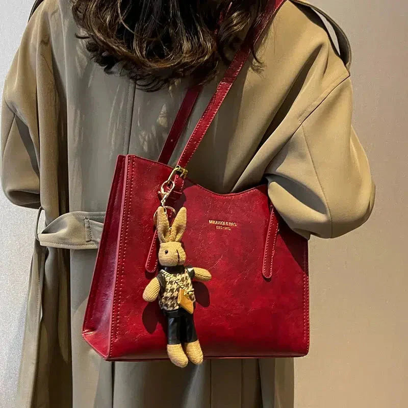 לינה | תיק טבעוני אופנתי עם קמע ארנב מתנה