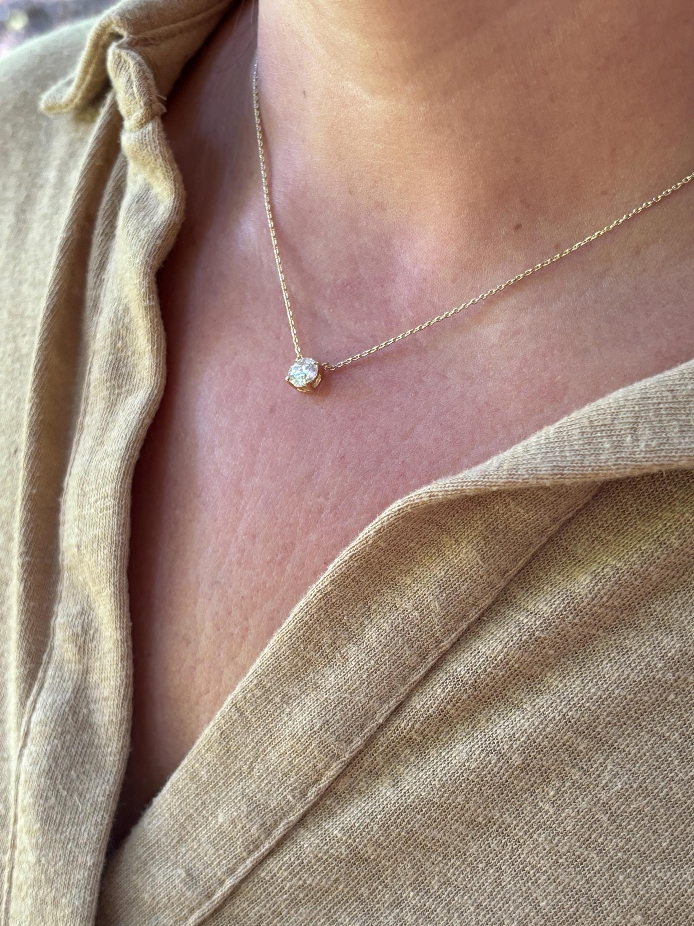 שיר | שרשרת מוסונייט קלאסית ונוצצת