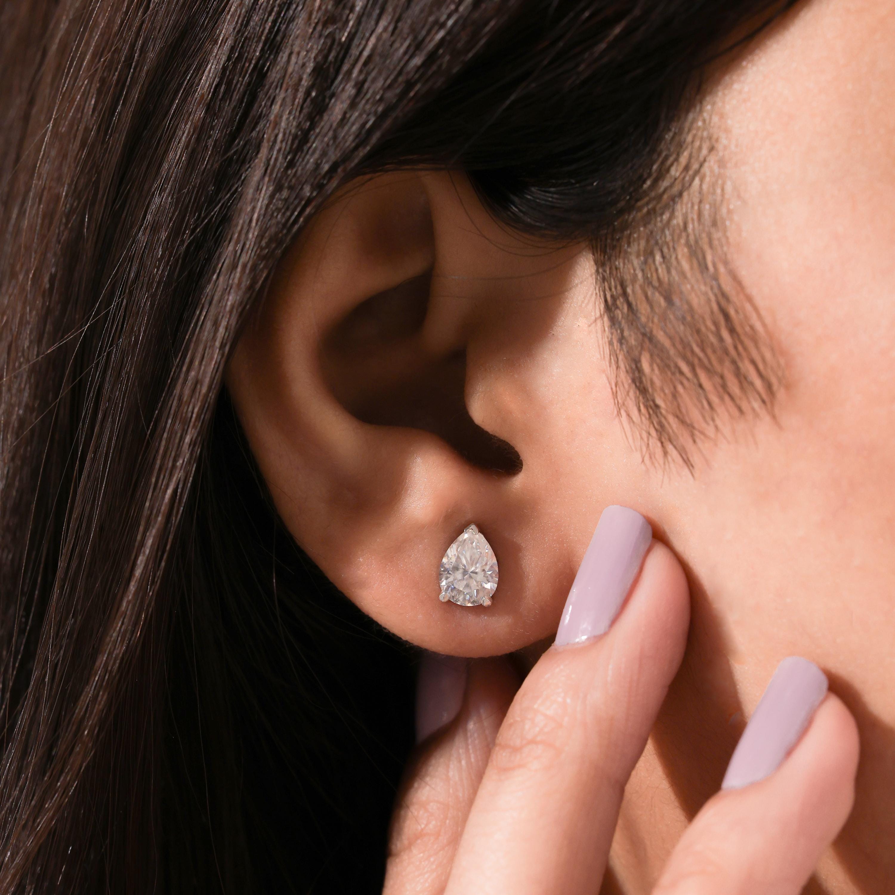 תמר | זוג עגילי מואסנייט בצורת אגס